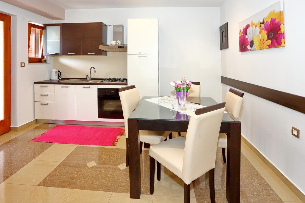 Apartments Melita Bibinje Kamer foto